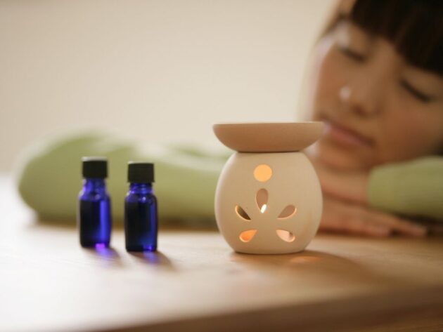 Best Essential Oils for Promoting Sleep