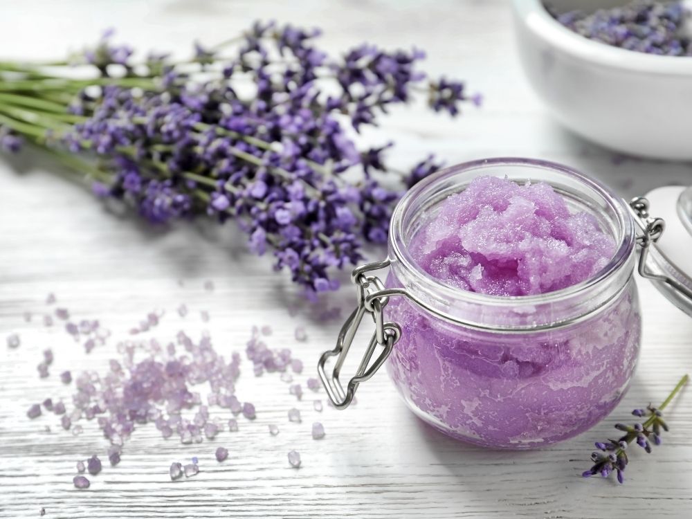 How To Make Your Own Lavender Mint Oatmeal Facial Scrub